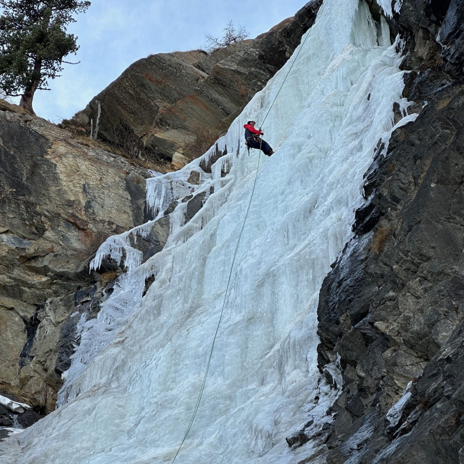 Array
(
    [id] => 366
    [id_producto] => 42
    [imagen] => 42-366-compraractividades-guiadasescalada-en-hielo-con-guia-sierra-nevada-gredos-pirineos-alpes-noruega.jpeg
    [orden] => 0
)
