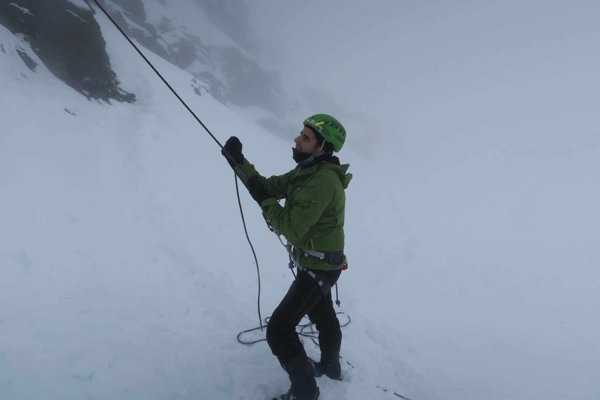 Imagen de Bautismo de Escalada en Hielo Sierra Nevada - Gredos - Pirineos